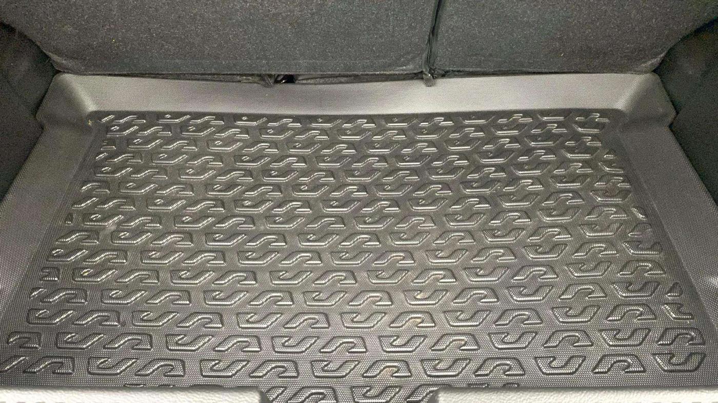 2023 Maruti FRONX ALPHA 1.0L TURBO 6 AT, Petrol, Automatic, 6,195 km, Boot Inside
