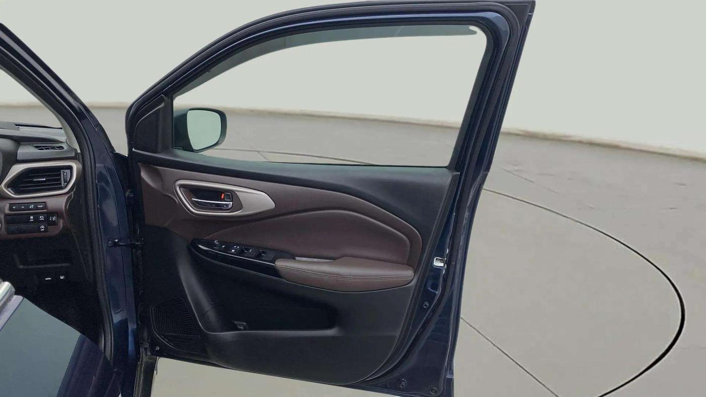 2023 Maruti FRONX ALPHA 1.0L TURBO 6 AT, Petrol, Automatic, 6,195 km, RHS Front Door