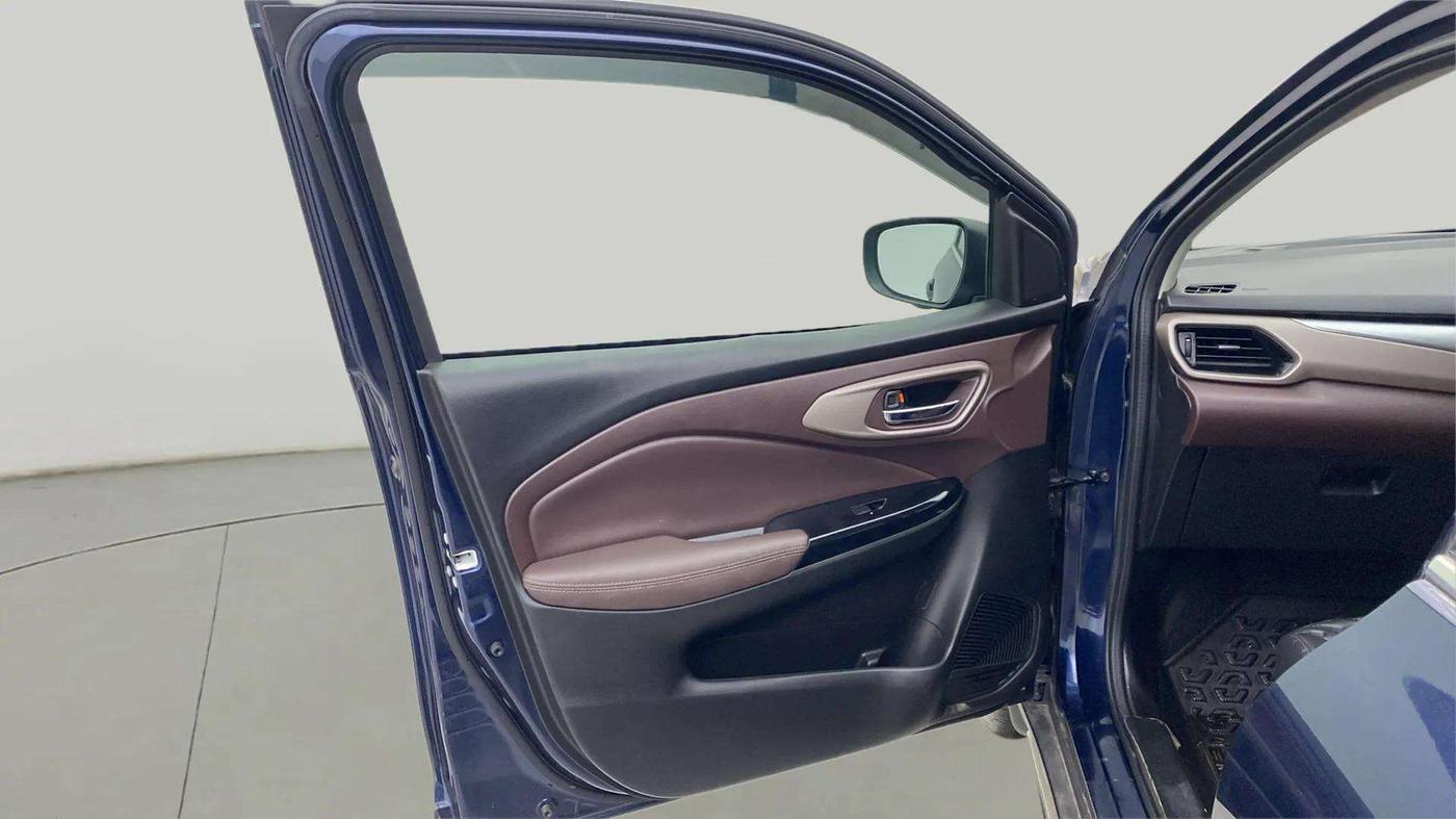 2023 Maruti FRONX ALPHA 1.0L TURBO 6 AT, Petrol, Automatic, 6,195 km, LHS Front Door