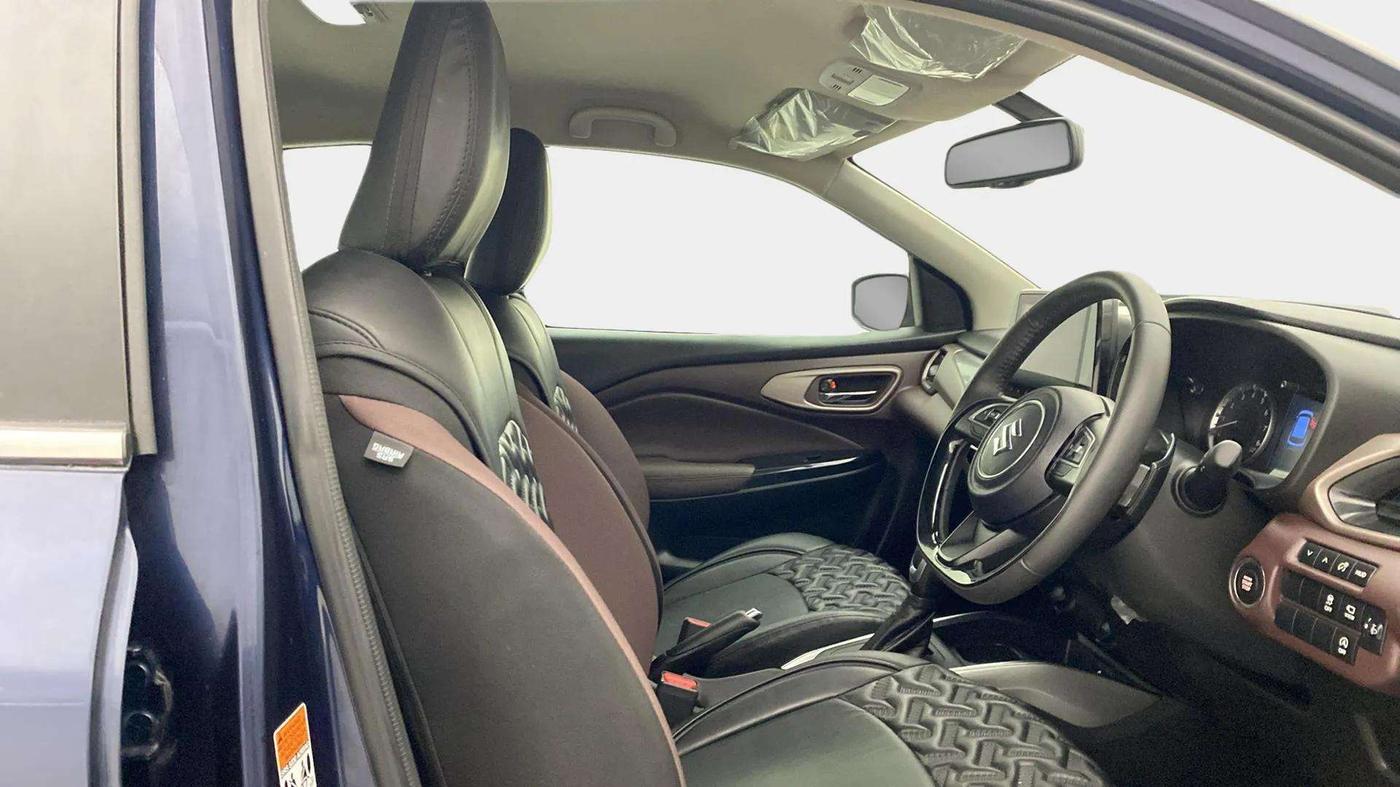 2023 Maruti FRONX ALPHA 1.0L TURBO 6 AT, Petrol, Automatic, 6,195 km, Right Side Front Door Cabin