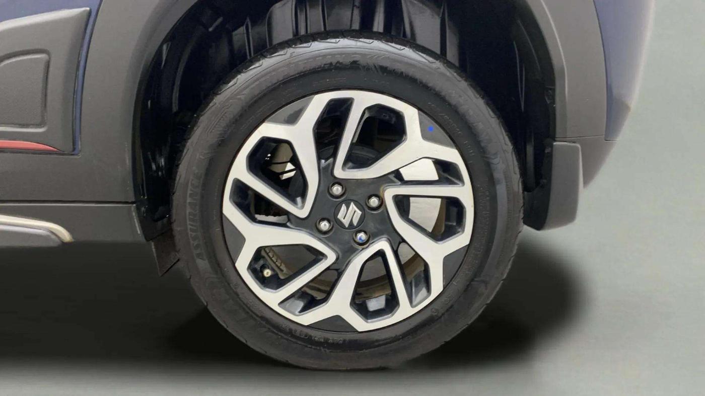 2023 Maruti FRONX ALPHA 1.0L TURBO 6 AT, Petrol, Automatic, 6,195 km, Left Rear Wheel