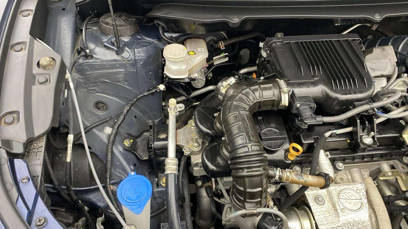 2023 Maruti FRONX ALPHA 1.0L TURBO 6 AT, Petrol, Automatic, 6,195 km, Engine View - Right
