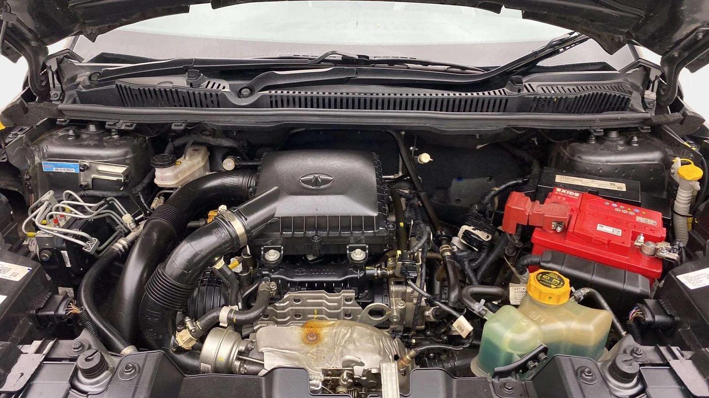 2022 Tata NEXON XMA PLUS SUNROOF PETROL, Petrol, Automatic, 28,864 km, Engine View