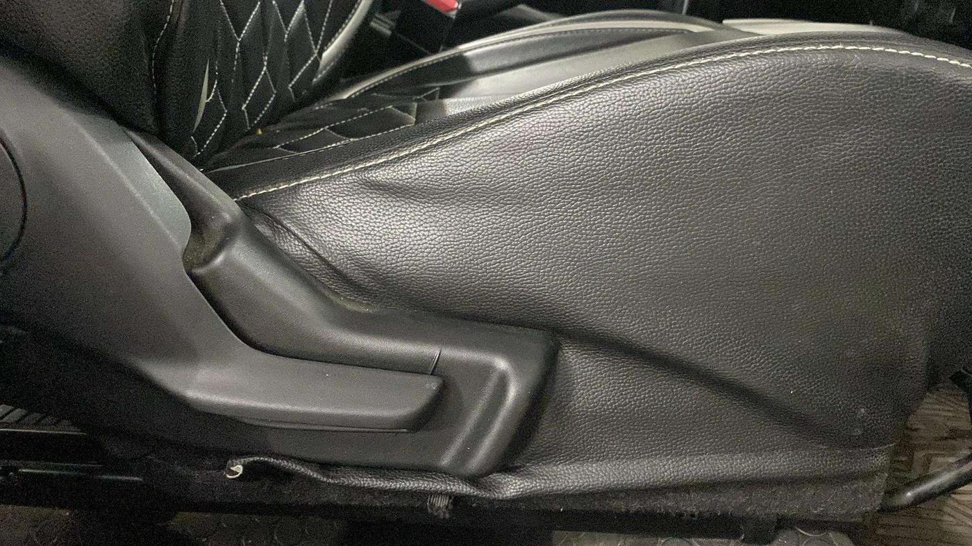 2017 Maruti Baleno DELTA PETROL 1.2, Petrol, Manual, 20,157 km, Driver Side Adjustment Panel
