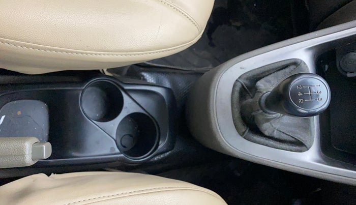 2013 Hyundai i10 MAGNA 1.2, Petrol, Manual, 82,775 km, Gear Lever