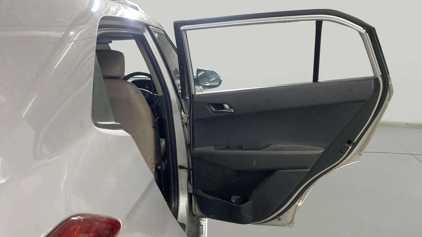 2015 Hyundai Creta S 1.6 PETROL, Petrol, Manual, 37,028 km, RHS Rear Door