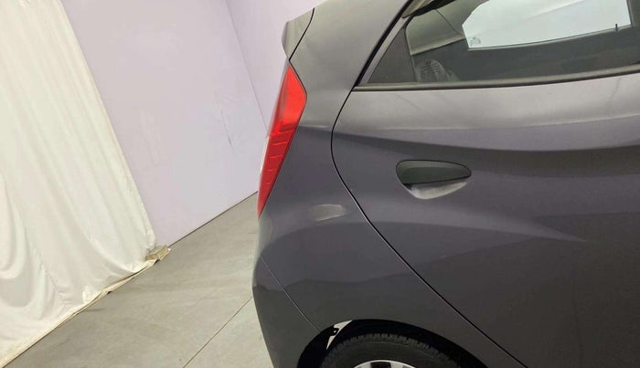 2018 Hyundai Eon ERA +, Petrol, Manual, 39,772 km, Right quarter panel - Slightly dented