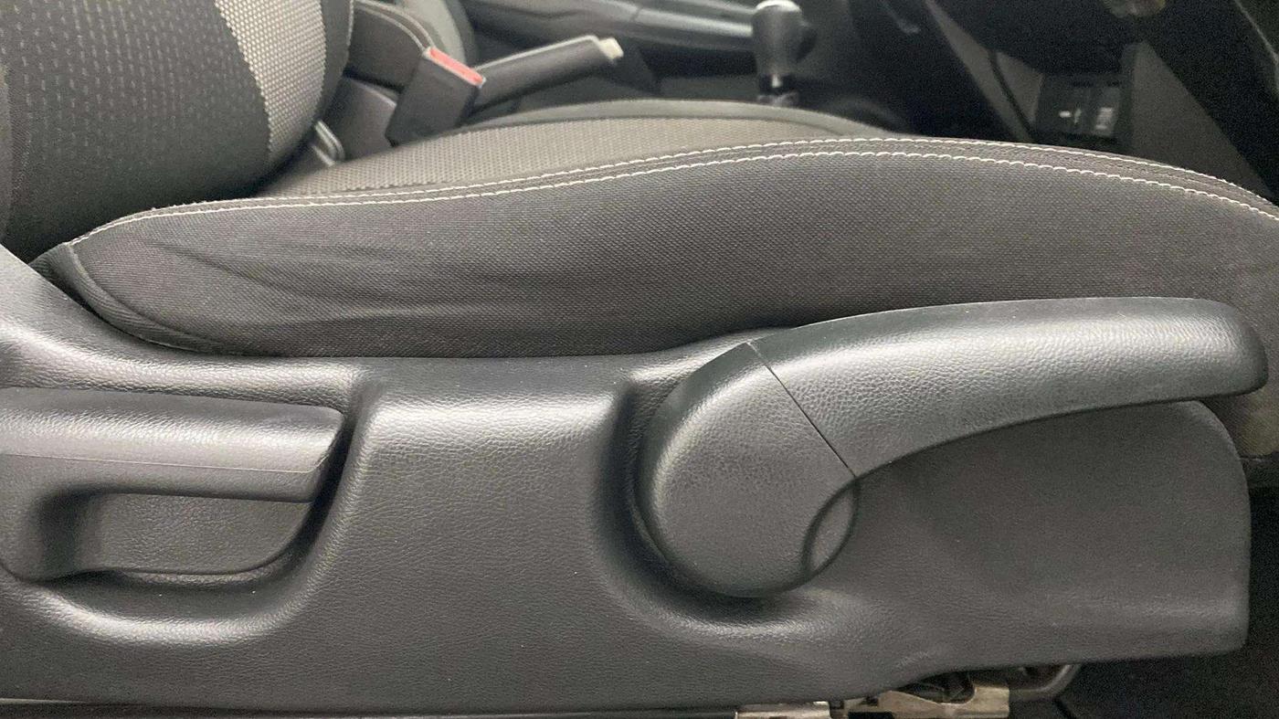 2019 Honda WR-V 1.2L I-VTEC VX MT, Petrol, Manual, 27,127 km, Driver Side Adjustment Panel