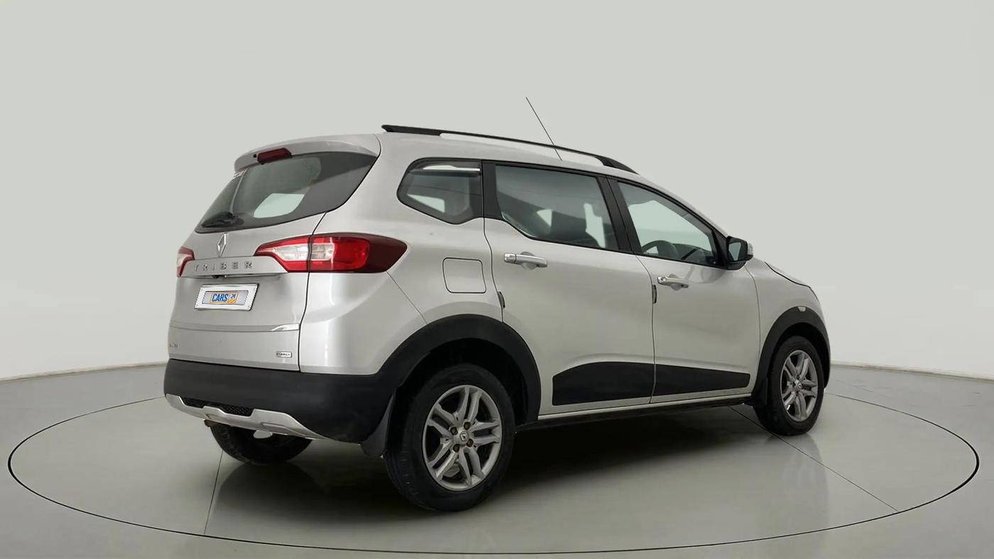 2021 Renault TRIBER RXZ, Petrol, Manual, 56,358 km, Right Back Diagonal