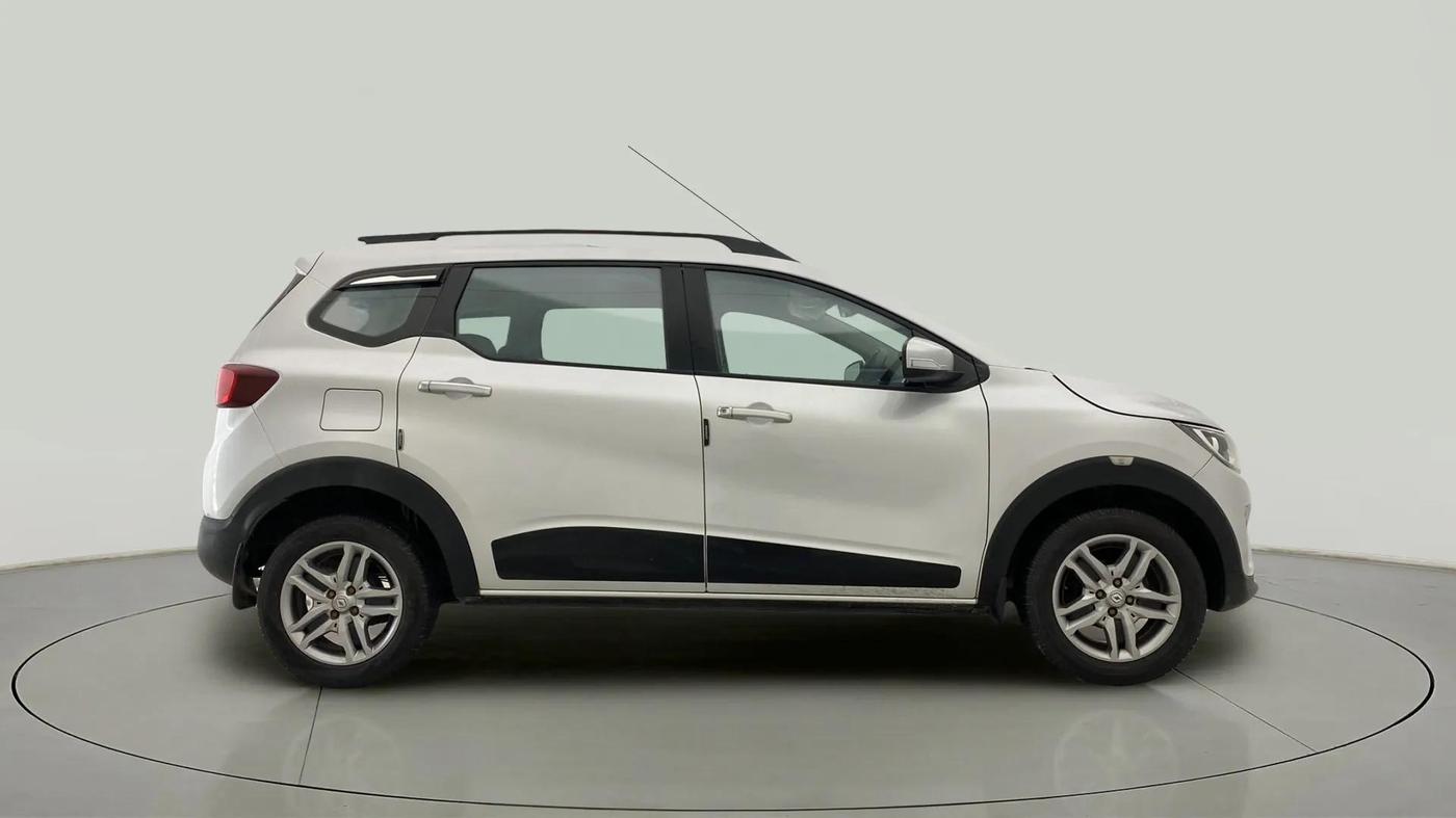 2021 Renault TRIBER RXZ, Petrol, Manual, 56,358 km, Right Side View