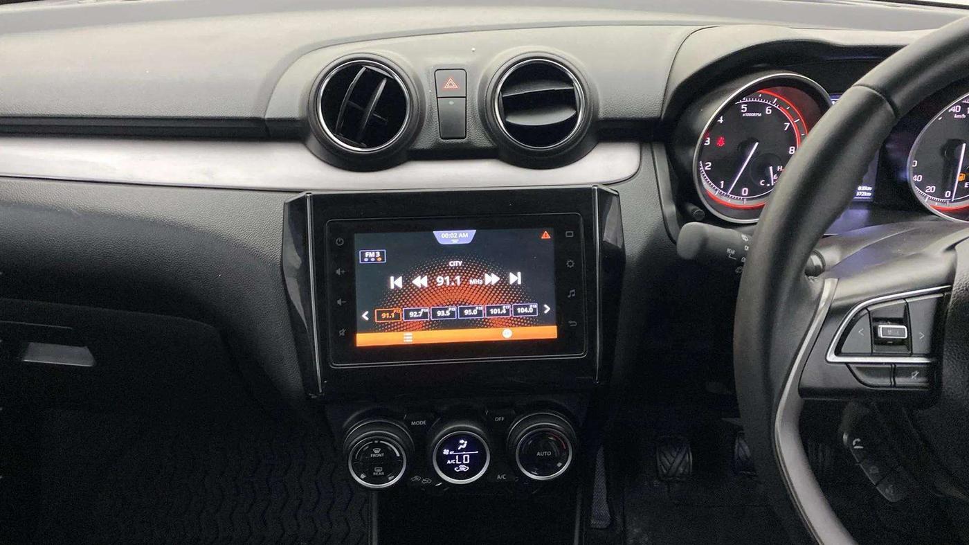 2022 Maruti Swift ZXI PLUS, Petrol, Manual, 31,343 km, Air Conditioner