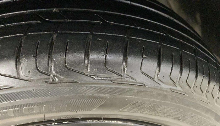 2022 Tata NEXON XM PETROL, Petrol, Manual, 36,084 km, Right Front Tyre Tread