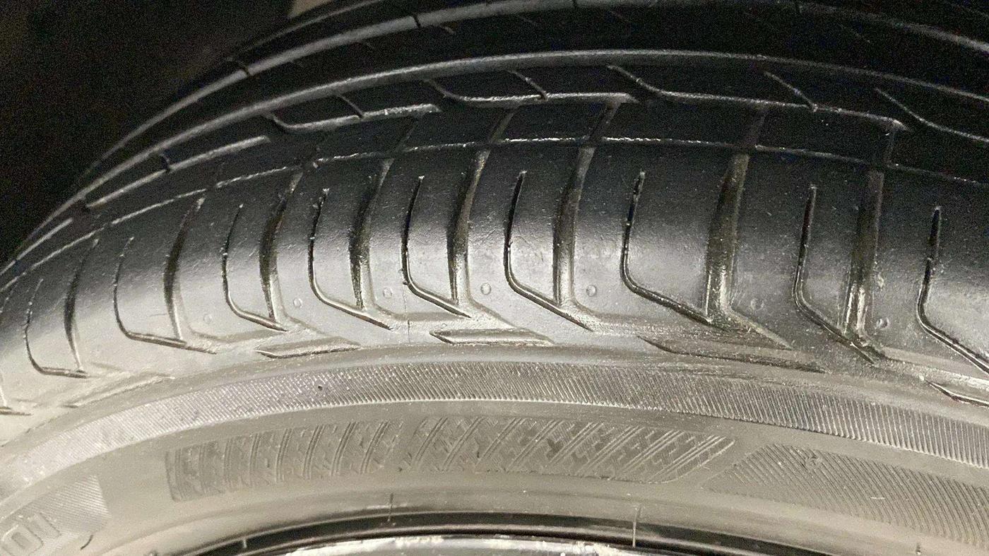 2022 Tata NEXON XM PETROL, Petrol, Manual, 36,084 km, Left Rear Tyre Tread