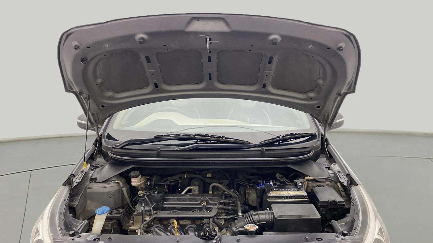 2017 Hyundai Elite i20 ASTA 1.2 (O), Petrol, Manual, 32,176 km, Open Bonet