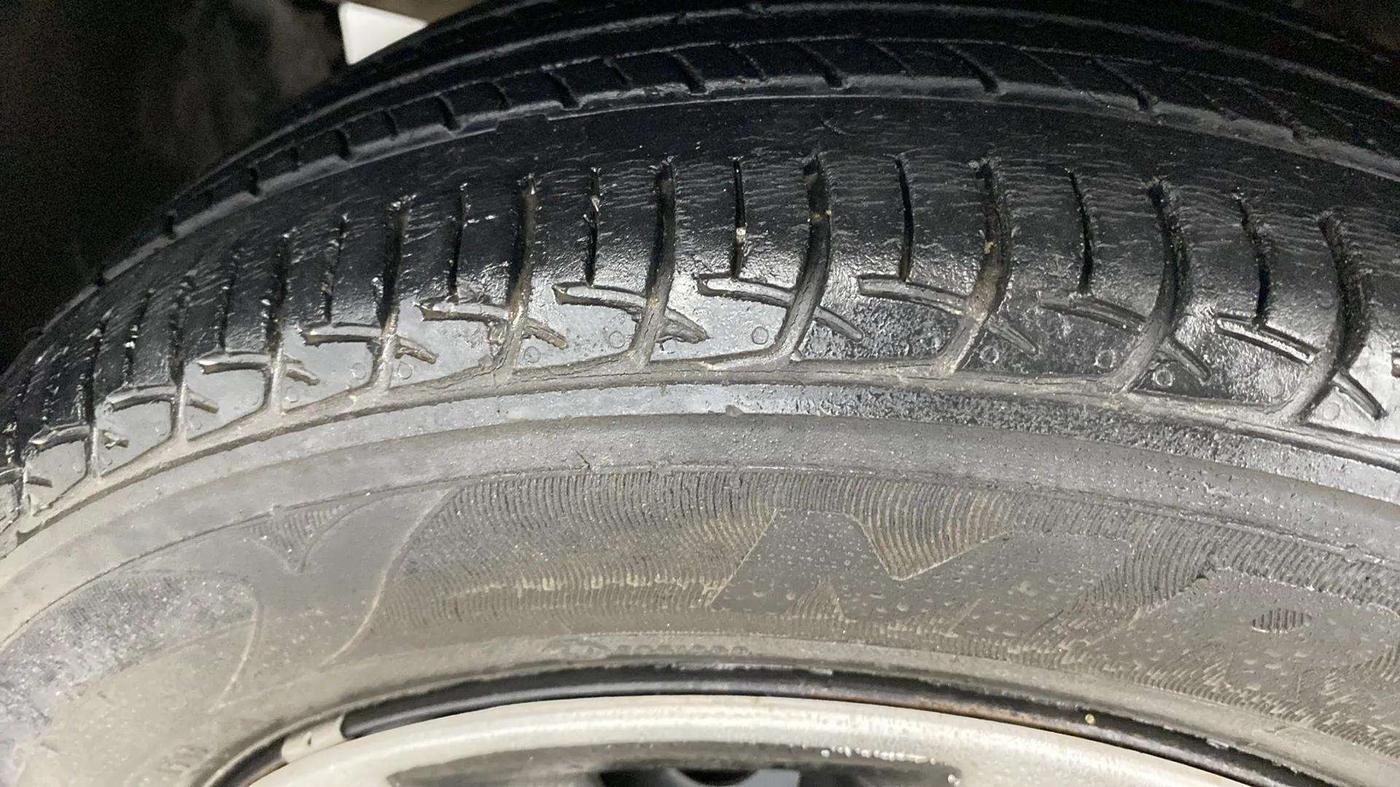 2018 Maruti Baleno DELTA PETROL 1.2, Petrol, Manual, 48,055 km, Left Rear Tyre Tread