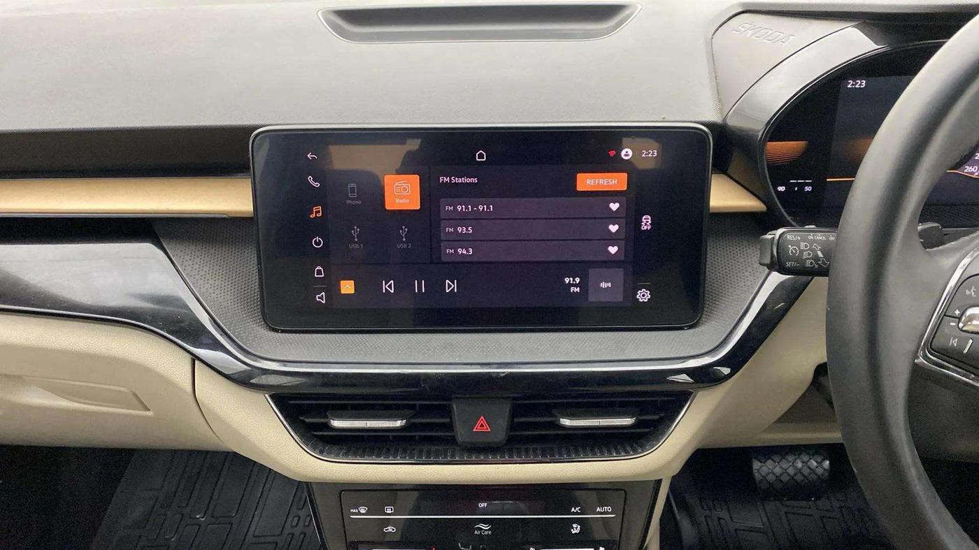 2022 Skoda SLAVIA STYLE 1.0L TSI AT, Petrol, Automatic, 24,676 km, Air Conditioner