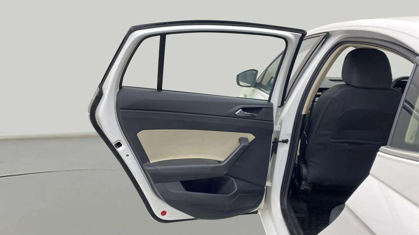 2022 Skoda SLAVIA STYLE 1.0L TSI AT, Petrol, Automatic, 24,676 km, LHS Rear Door