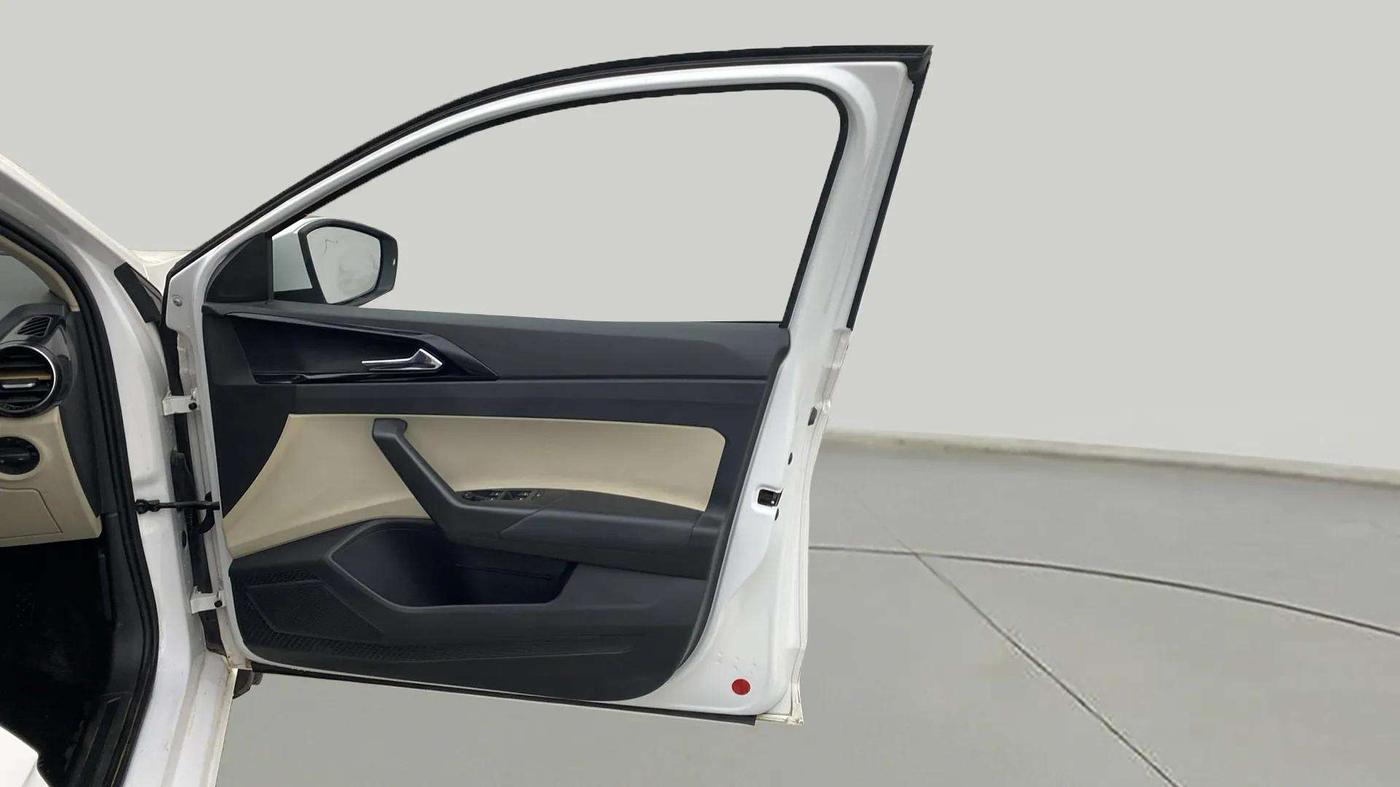 2022 Skoda SLAVIA STYLE 1.0L TSI AT, Petrol, Automatic, 24,676 km, RHS Front Door
