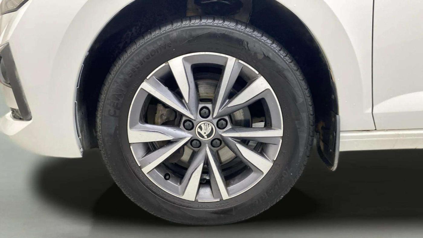 2022 Skoda SLAVIA STYLE 1.0L TSI AT, Petrol, Automatic, 24,676 km, Left Front Wheel