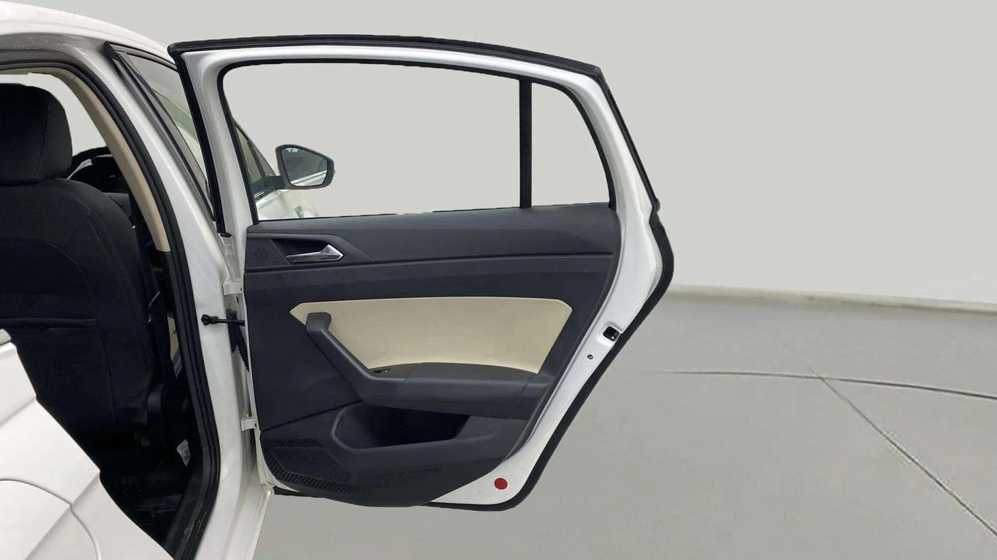 2022 Skoda SLAVIA STYLE 1.0L TSI AT, Petrol, Automatic, 24,676 km, RHS Rear Door