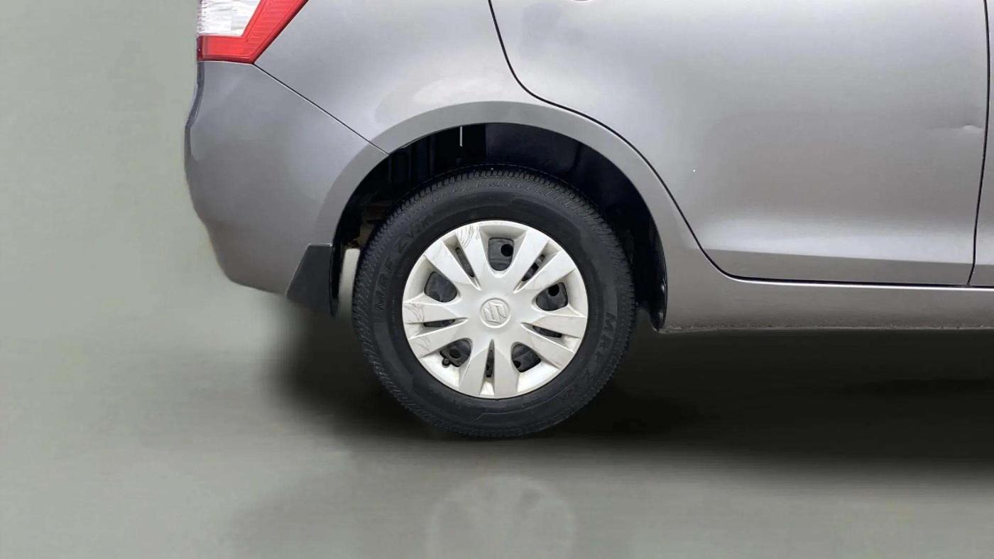 2013 Maruti Swift Dzire VXI, Petrol, Manual, 22,956 km, Right Rear Wheel