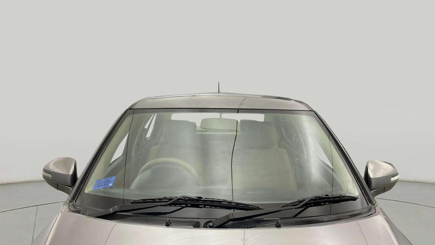 2013 Maruti Swift Dzire VXI, Petrol, Manual, 22,956 km, Front Windshield