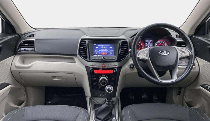 2019 Mahindra XUV300 W8 1.2 PETROL, Petrol, Manual, 30,093 km, Dashboard