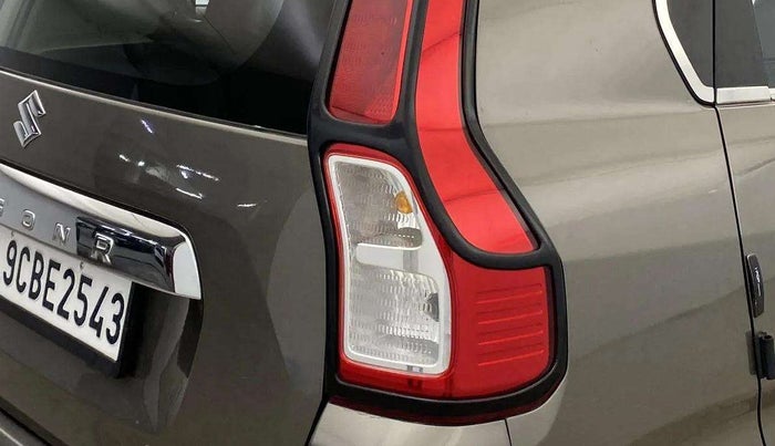 2024 Maruti New Wagon-R LXI 1.0, Petrol, Manual, 10,383 km, Right tail light - Minor scratches