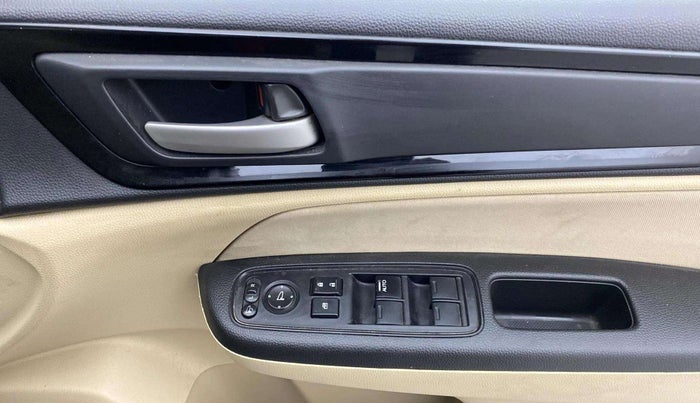 2018 Honda Amaze 1.2L I-VTEC V CVT, Petrol, Automatic, 49,476 km, Driver Side Door Panels Control