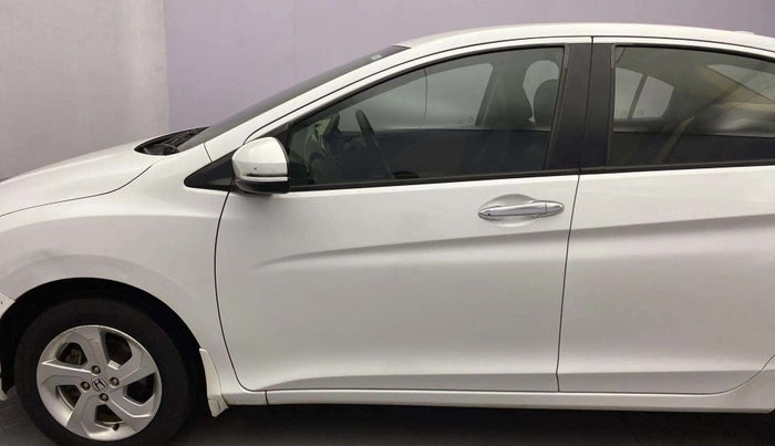 2017 Honda City 1.5L I-VTEC V MT, Petrol, Manual, 84,537 km, Front passenger door - Slightly dented