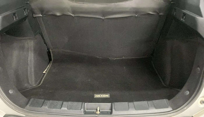2017 Tata NEXON XM PETROL, Petrol, Manual, 42,567 km, Boot Open Zoomed View