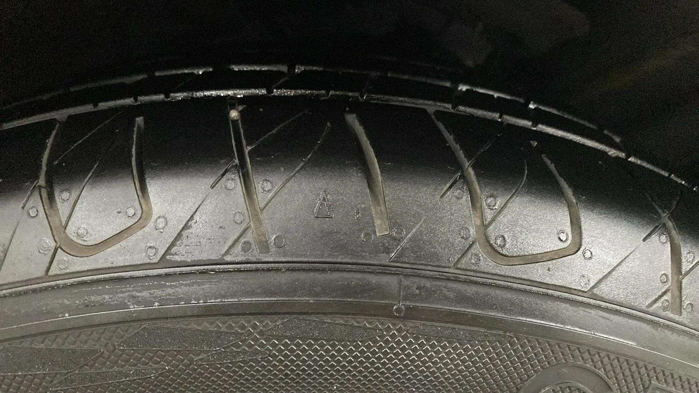 2018 Hyundai Creta SX PLUS AT 1.6 PETROL, Petrol, Automatic, 73,137 km, Left Rear Tyre Tread