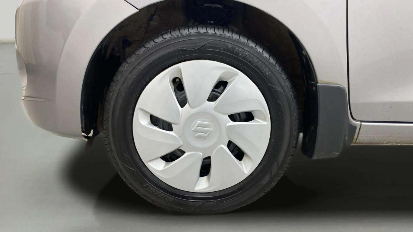 2016 Maruti Celerio ZXI AMT, Petrol, Automatic, 73,101 km, Left Front Wheel