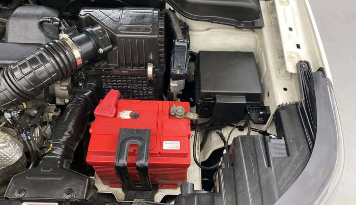 2020 Mahindra XUV300 W8 1.5 DIESEL, Diesel, Manual, 31,868 km, Engine View - Left