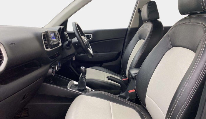 2021 Hyundai VENUE S 1.2, Petrol, Manual, 74,695 km, Right Side Front Door Cabin