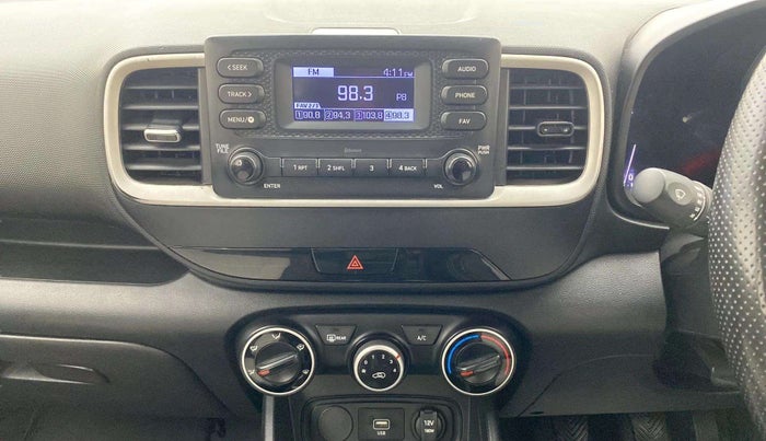 2021 Hyundai VENUE S 1.2, Petrol, Manual, 74,695 km, Air Conditioner