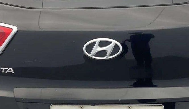 2019 Hyundai Creta EX 1.6 PETROL, Petrol, Manual, 58,515 km, Dicky (Boot door) - Minor scratches