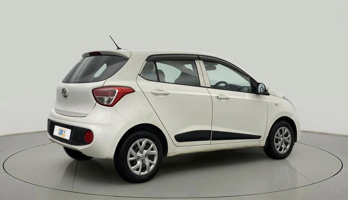 2018 Hyundai Grand i10 SPORTZ 1.2 KAPPA VTVT, CNG, Manual, 64,186 km, Right Back Diagonal