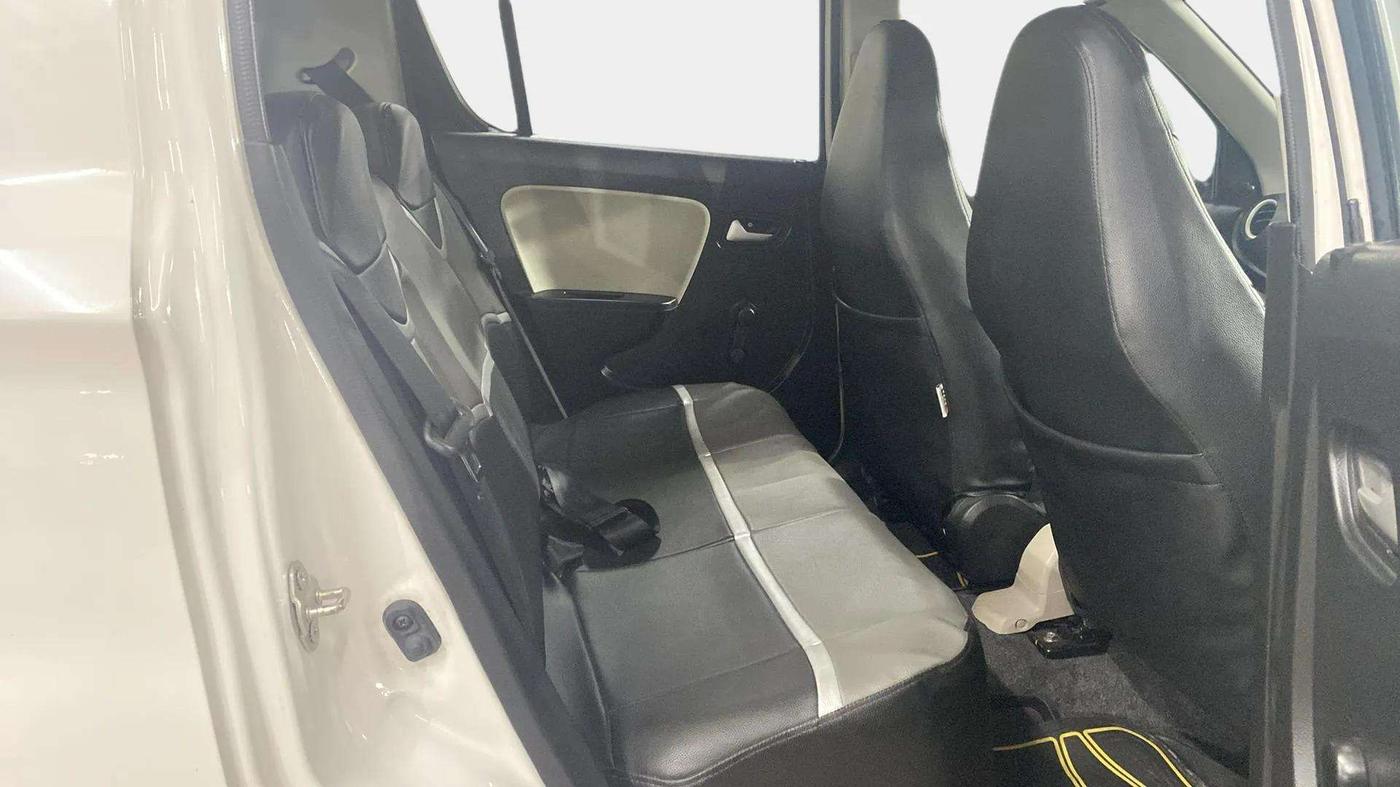 2020 Maruti Alto VXI, Petrol, Manual, 10,610 km, Right Side Rear Door Cabin