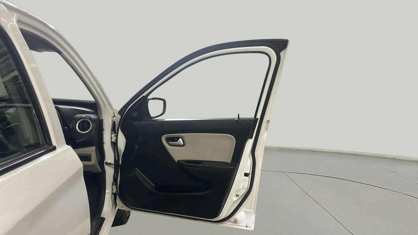 2020 Maruti Alto VXI, Petrol, Manual, 10,610 km, RHS Front Door