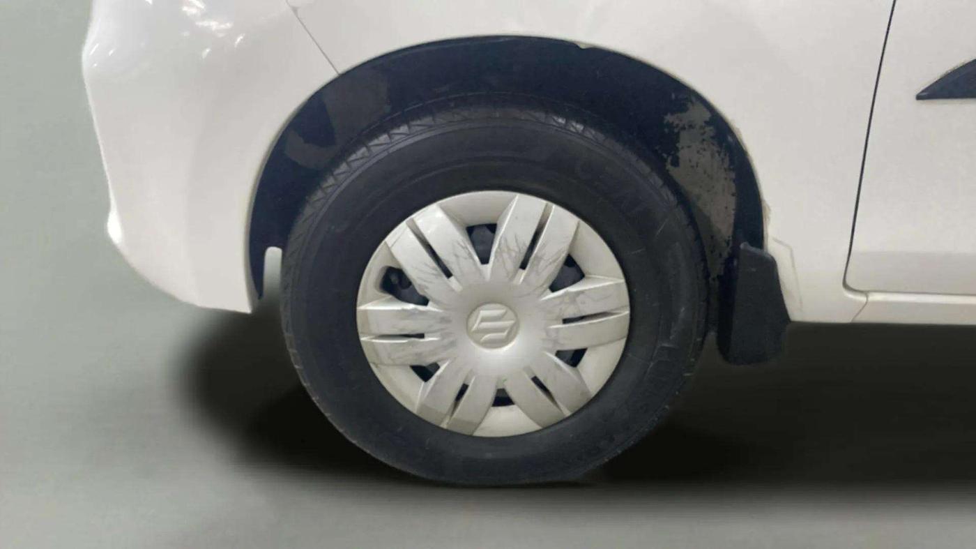 2020 Maruti Alto VXI, Petrol, Manual, 10,610 km, Left Front Wheel
