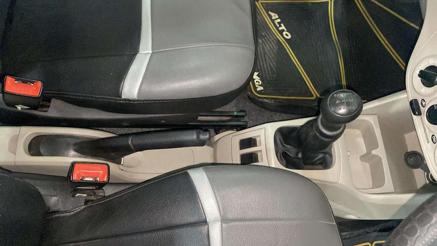 2020 Maruti Alto VXI, Petrol, Manual, 10,610 km, Gear Lever