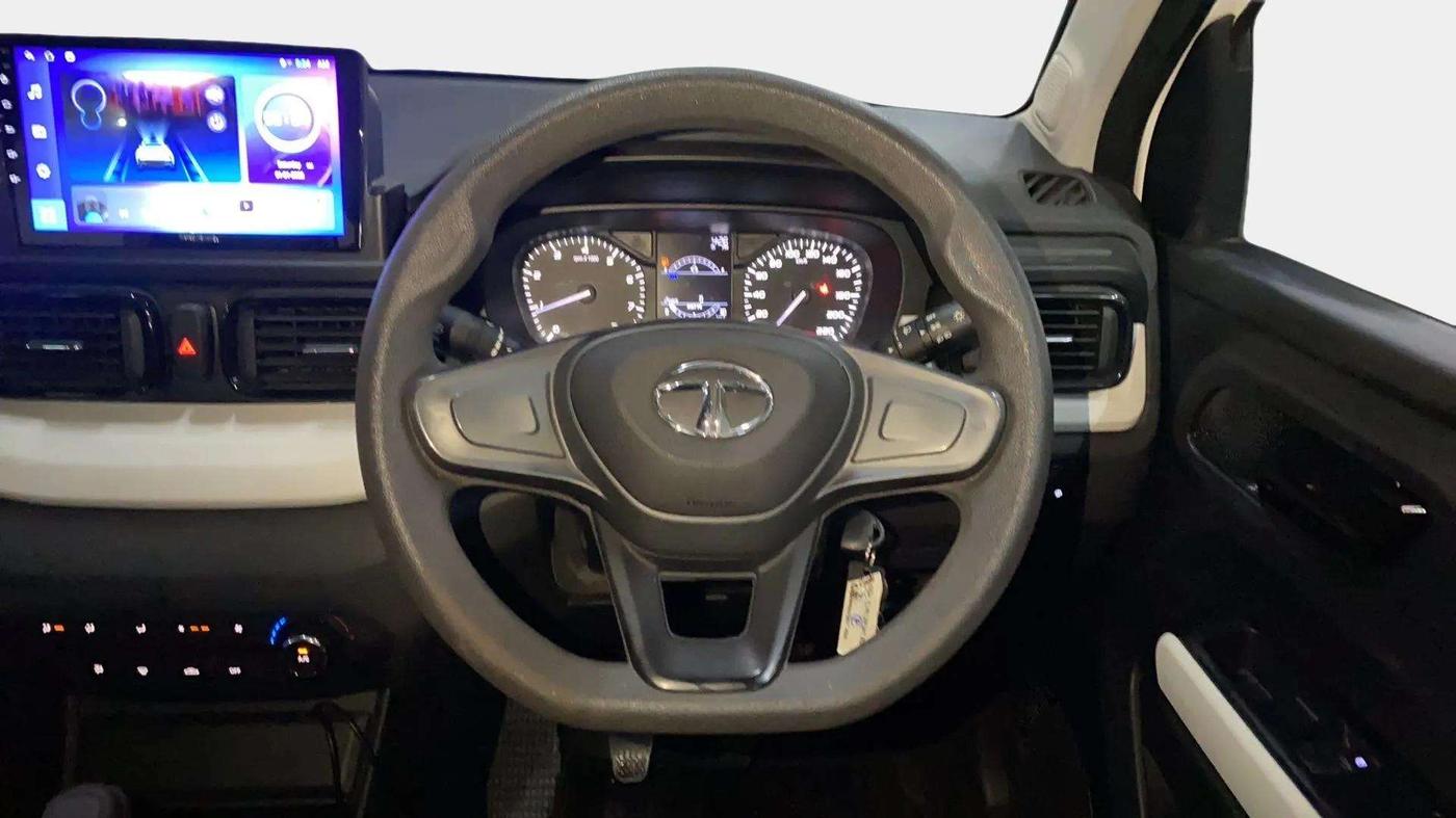 2023 Tata PUNCH PURE MT, Petrol, Manual, 10,575 km, Steering Wheel Close Up