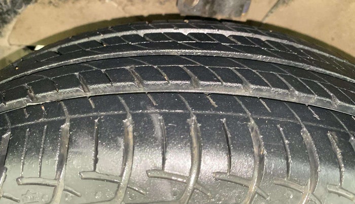 2018 Maruti Baleno DELTA PETROL 1.2, Petrol, Manual, 20,701 km, Left Front Tyre Tread