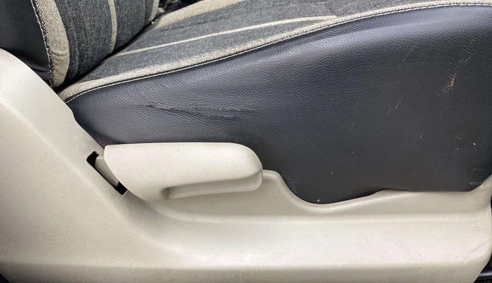 2016 Maruti Celerio ZXI AMT, Petrol, Automatic, 66,204 km, Driver Side Adjustment Panel