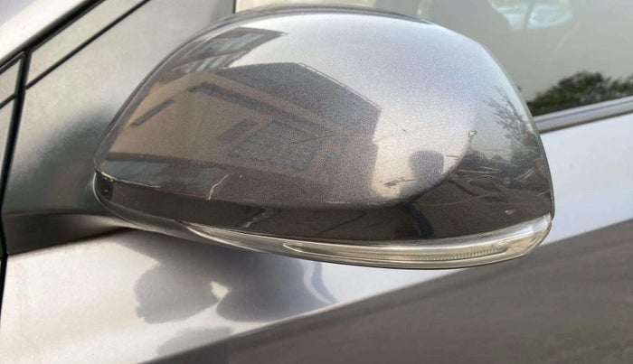 2014 Hyundai Grand i10 SPORTZ 1.2 KAPPA VTVT, Petrol, Manual, 40,453 km, Left rear-view mirror - Minor scratches