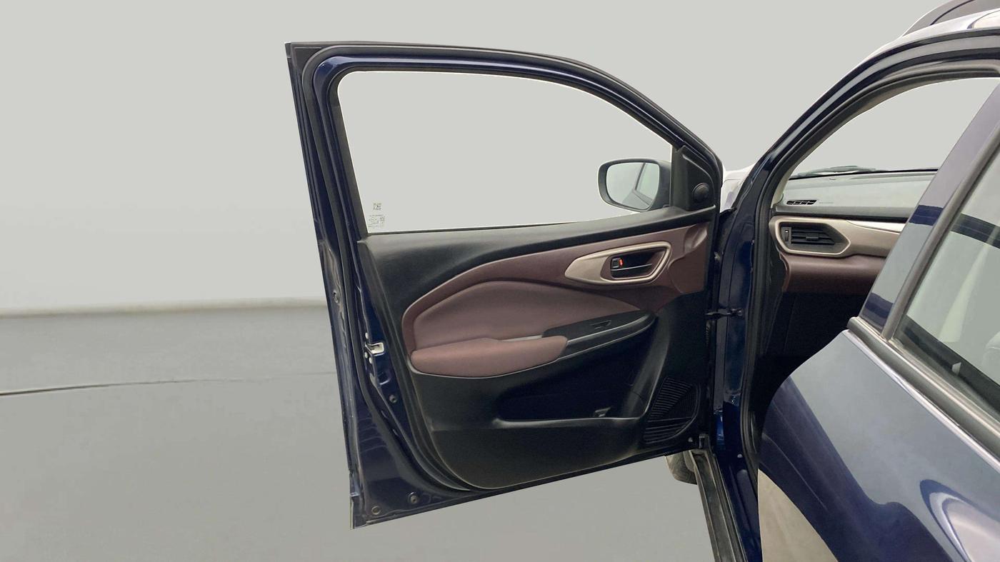 2023 Maruti FRONX SIGMA 1.2 MT, Petrol, Manual, 8,385 km, LHS Front Door