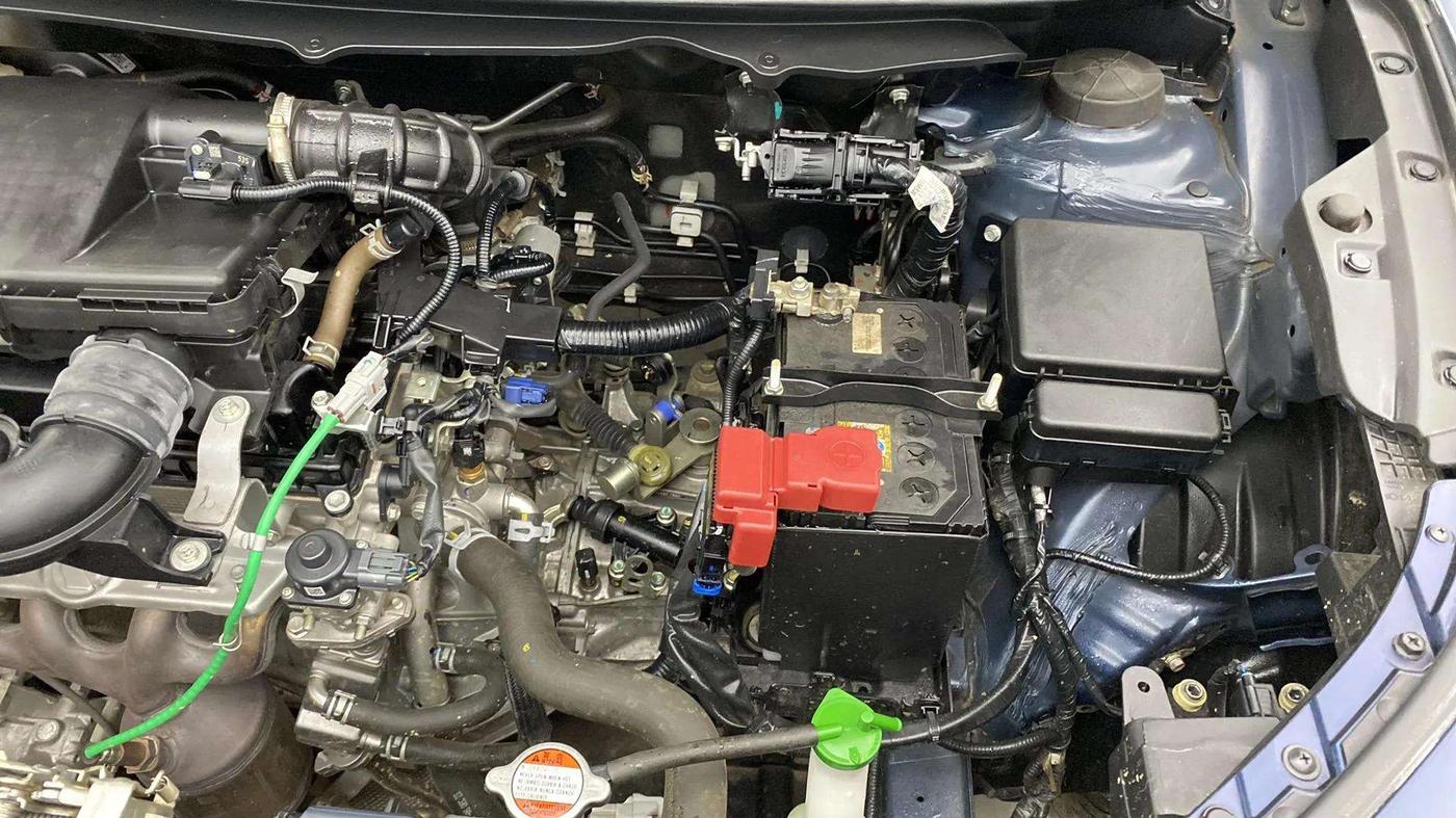 2023 Maruti FRONX SIGMA 1.2 MT, Petrol, Manual, 8,385 km, Engine View - Left