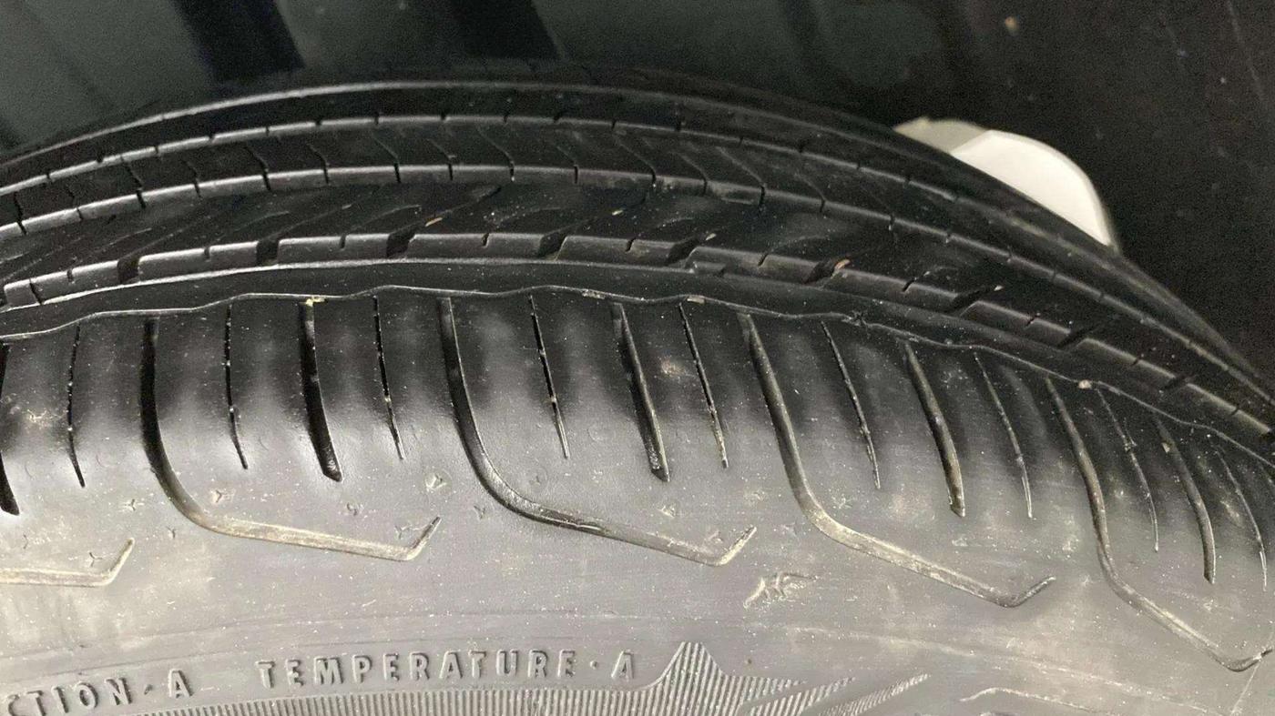 2023 Maruti FRONX SIGMA 1.2 MT, Petrol, Manual, 8,385 km, Left Rear Tyre Tread