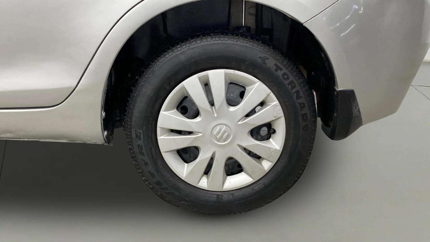 2013 Maruti Swift Dzire VXI, Petrol, Manual, 44,823 km, Left Rear Wheel